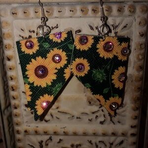Nevada Sunflower Rhinestone Earrings